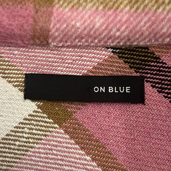 Women’s Pink Flannel Jacket - Picture 3 of 3